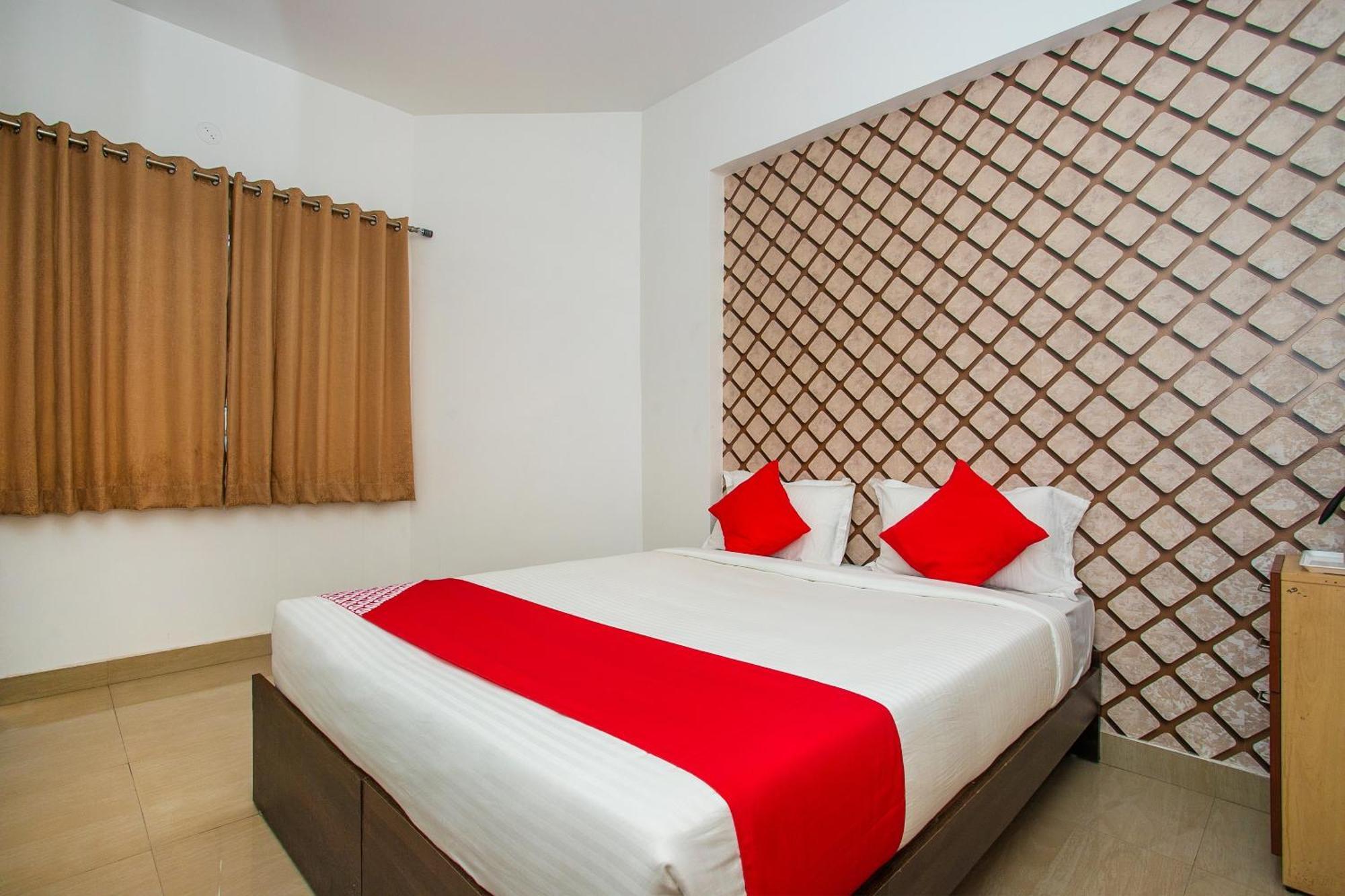 Oyo Splenor Inn Kammasandra ภายนอก รูปภาพ