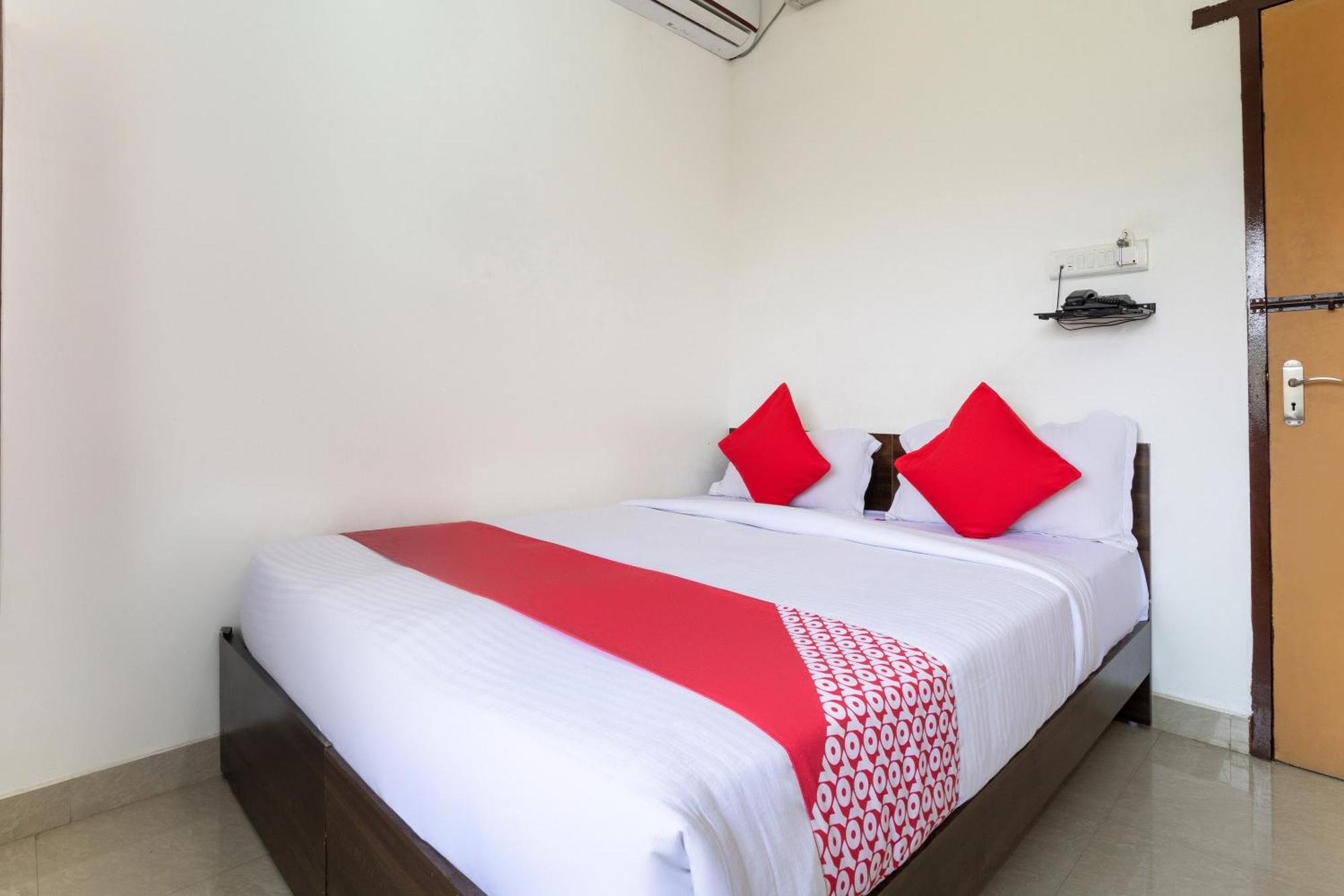Oyo Splenor Inn Kammasandra ภายนอก รูปภาพ